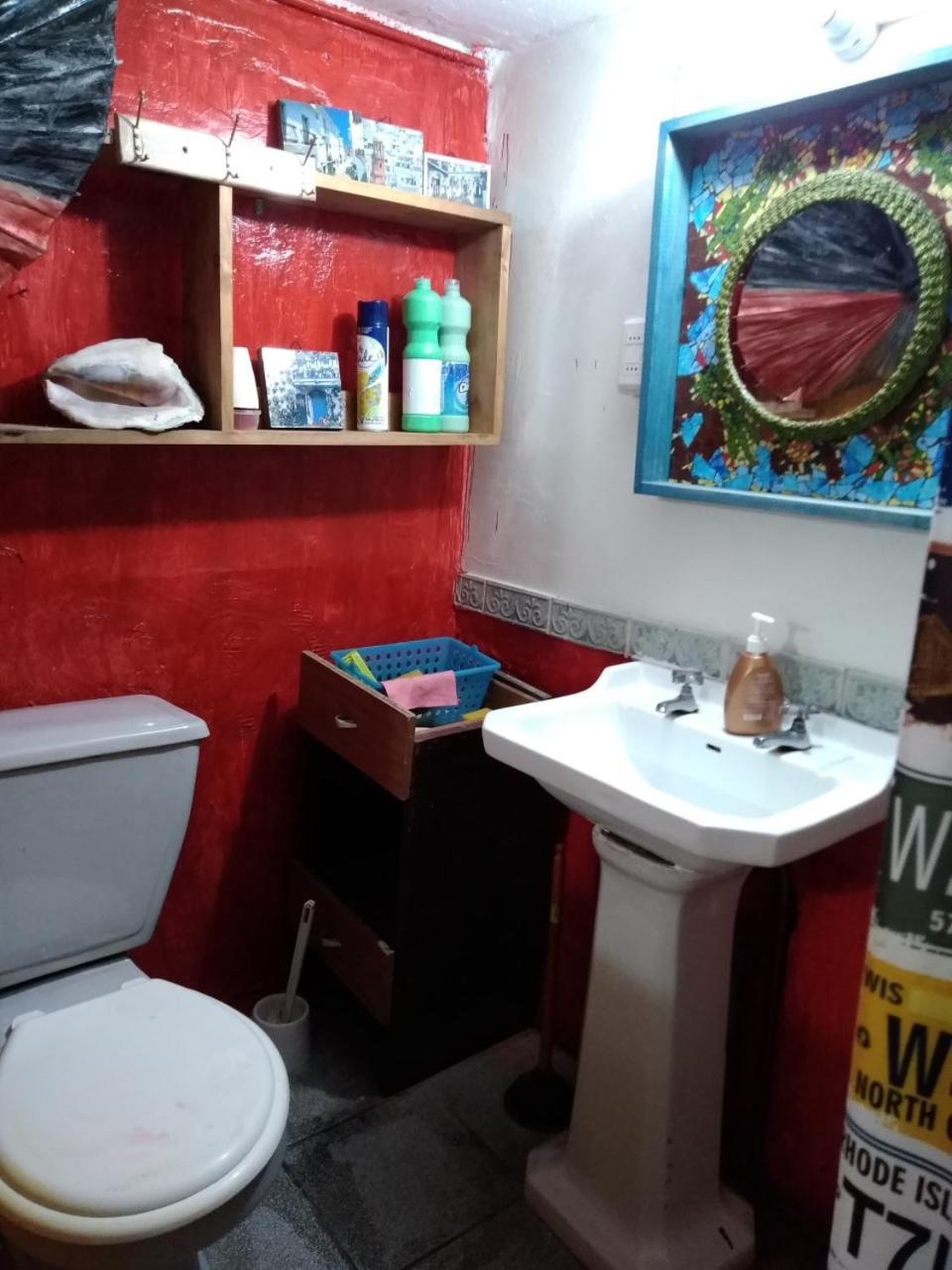 Hostal Buena Vista San Antonio  Luaran gambar